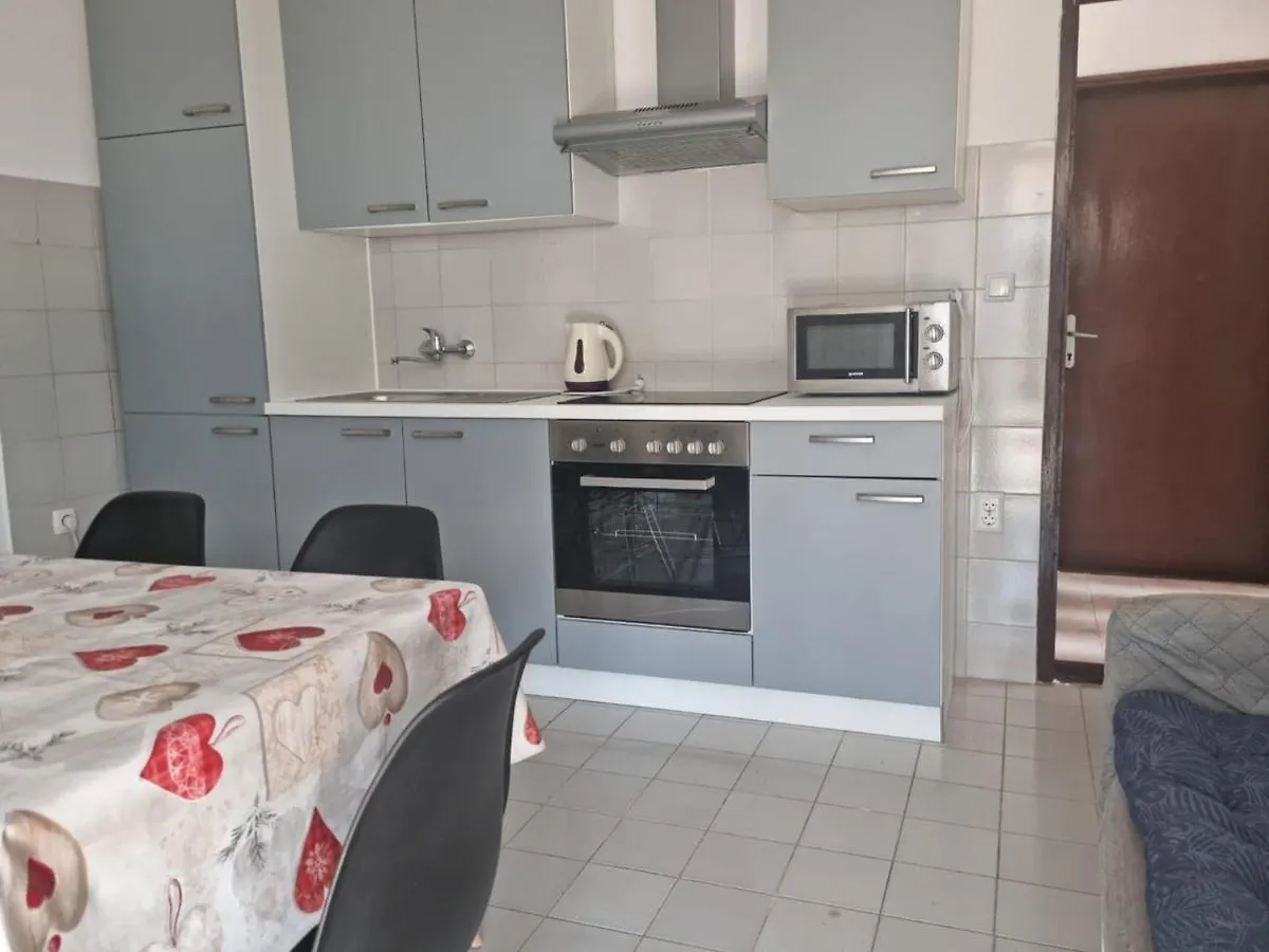 Apartments Lara Medulin Croatia