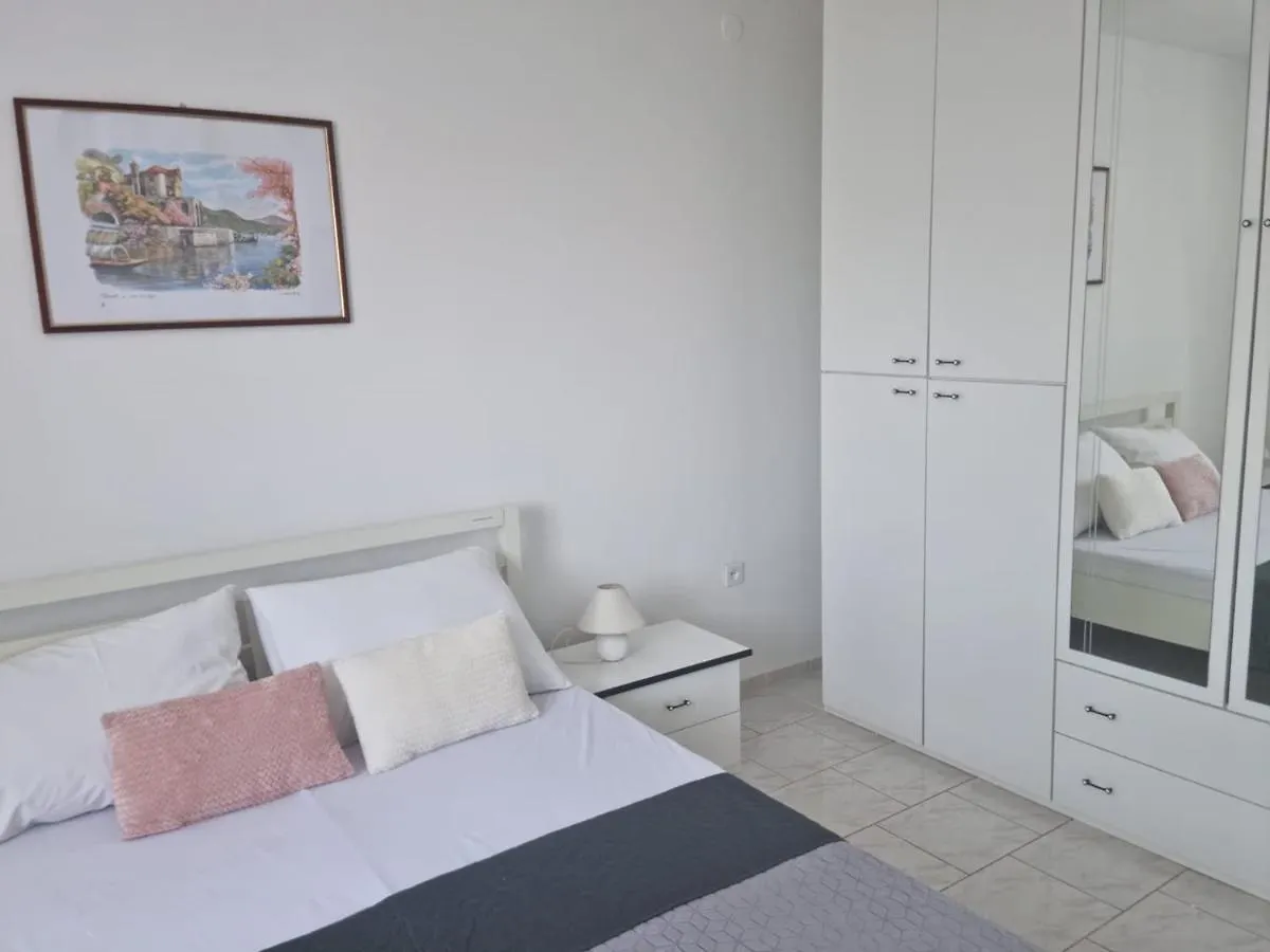 Apartments Lara Medulin Croatia